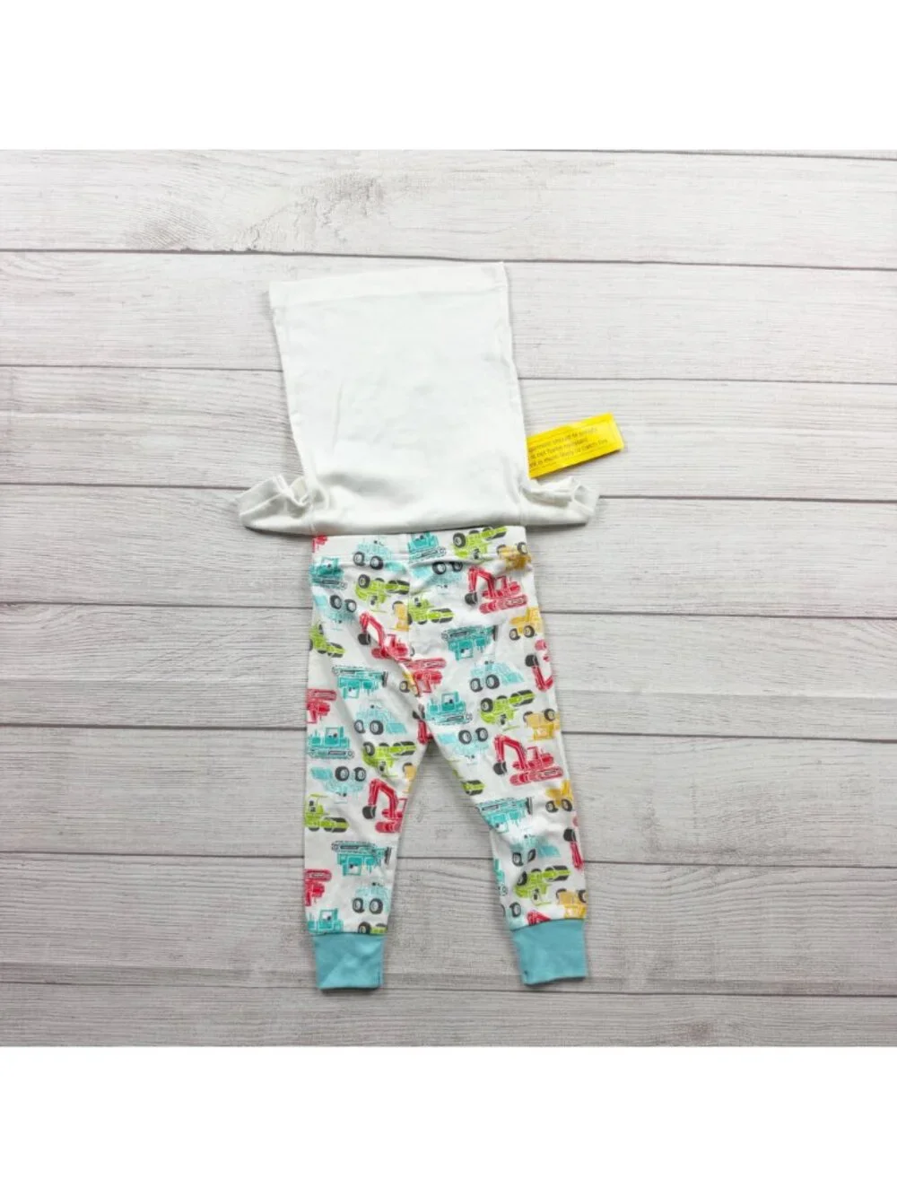 Old Navy Toddler Boys Construction Print Pajama Set NWT 12-18 Months